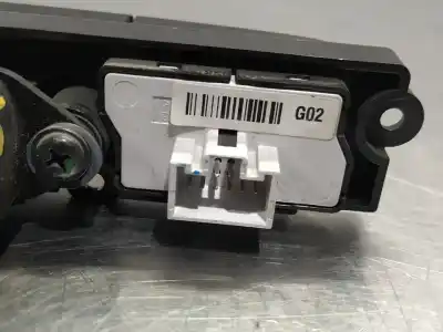 Second-hand car spare part switch for kia sorento emotion 4wd oem iam references 972352j100
