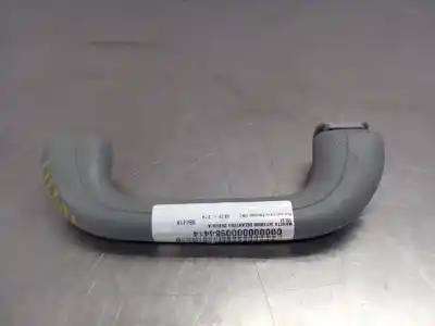 Second-hand car spare part right front handle for kia sorento emotion 4wd oem iam references   n2.z1.4.37