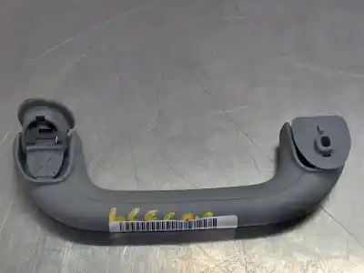 Recambio de automóvil de segunda mano de ASIDERO TECHO DELANTERO DERECHO para KIA SORENTO Emotion 4WD referencias OEM IAM   