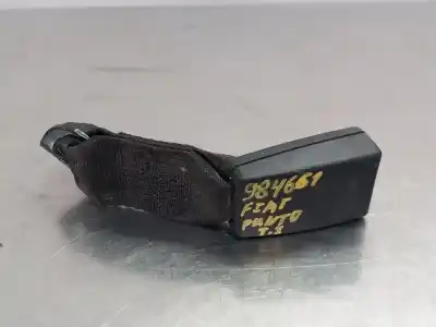 İkinci el araba yedek parçası SOL ARKA KEMER KANCA için FIAT PUNTO (199) Easy OEM IAM referansları 7355017730  