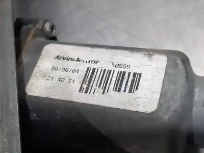 İkinci el araba yedek parçası ÖN SAG PENCERE REGÜLATÖRÜ için RENAULT LAGUNA II (BG0)  OEM IAM referansları   N1.Z2.18.15.2
