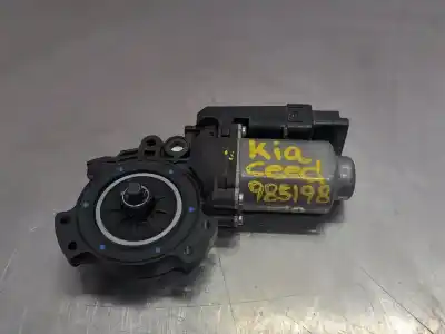 Second-hand car spare part rear left window motor for kia cee´d active oem iam references 402059d  n1.z2.9.8.1