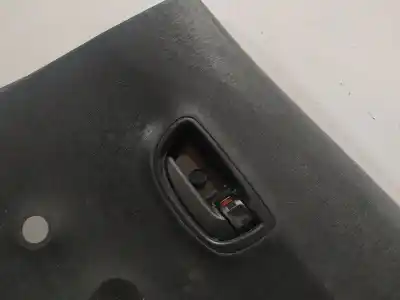 Peça sobressalente para automóvel em segunda mão forra / revestimento da porta traseira direita por toyota yaris active referências oem iam   n1.z1.21.7.b