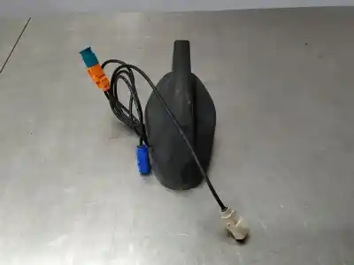 Pezzo di ricambio per auto di seconda mano ANTENNA per CITROEN C4 PICASSO Shine Riferimenti OEM IAM 9815614880  
