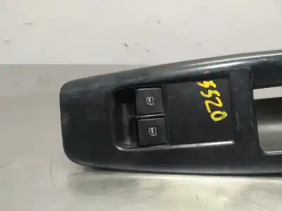 Pièce détachée automobile d'occasion COMMANDE DE LÈVE VITRE AVANT GAUCHE pour VOLKSWAGEN POLO (9N1) Highline Références OEM IAM 6Q1867171  