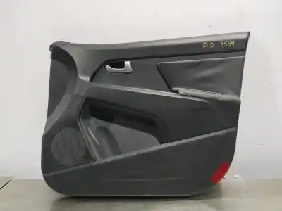 Tweedehands auto-onderdeel BEKLEDING RECHTS VOORDEUR voor KIA SPORTAGE Emotion 4x2 OEM IAM-referenties 823403W010  