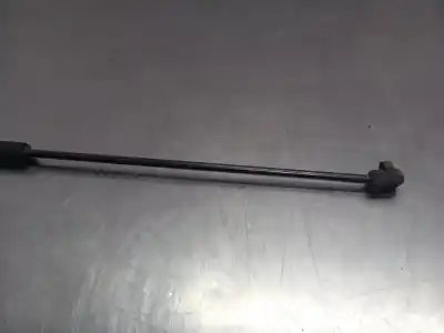 Peça sobressalente para automóvel em segunda mão amortecedor do capô por audi a3 sportback (8va) ambiente 122 cv / 90 kw referências oem iam 8v823359