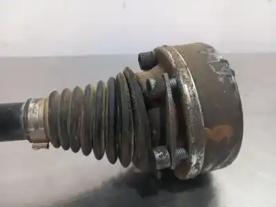 Pièce détachée automobile d'occasion TRANSMISSION AVANT GAUCHE pour AUDI A3 SPORTBACK (8VA) Ambition 125 CV / 92 KW Références OEM IAM 5Q0407271A  