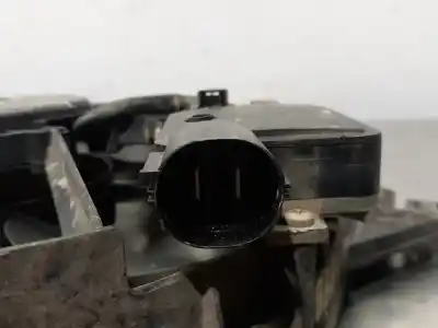 Peça sobressalente para automóvel em segunda mão termoventilador elétrico por ford focus lim. (cb8) sport referências oem iam 8v618c607ed  n3.z1.7.6.4