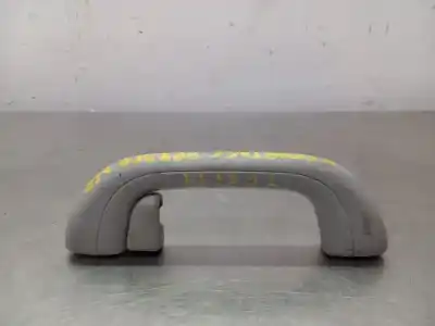 Peça sobressalente para automóvel em segunda mão puxador traseiro direito por kia sportage emotion 4x2 referências oem iam 