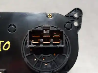 Second-hand car spare part  for KIA CERATO I FASTBACK (LD)  OEM IAM references 972502F000  N1.Z2.8.7.2