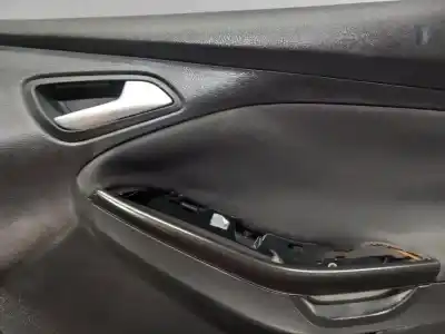 Second-hand car spare part right front door trim for ford focus turn. (cb8) titanium oem iam references f1eba23942a  n1.z1.20.1.abajo escaleras