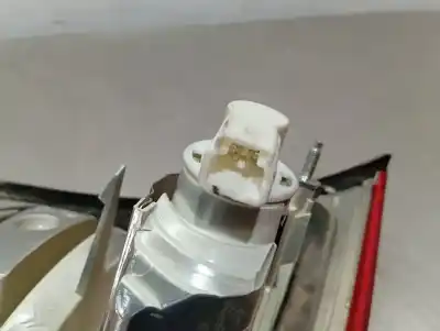 İkinci el araba yedek parçası IÇ SAG KUYRUK LAMBASI için CITROEN C4 GRAND PICASSO  OEM IAM referansları 9653547677  N1.Z1.1.2.M