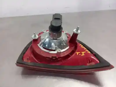 Автозапчасти б/у ВНУТРЕННИЙ ЛЕВЫЙ ЗАДНИЙ ФОНАРЬ за VOLKSWAGEN GOLF V BERLINA (1K1)  ссылки OEM IAM 1K6945093J  N1.Z1.2.1.M