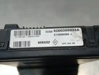 Second-hand car spare part fuse box unit for renault megane ii classic berlina confort authentique oem iam references 8200306033a  n1.z2.9.5.3