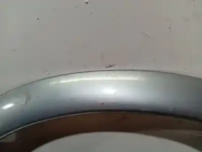 Peça sobressalente para automóvel em segunda mão aba do guarda-lamas dianteiro direito por opel zafira a comfort referências oem iam 13154534