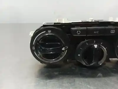 Peça sobressalente para automóvel em segunda mão comando de sofagem (chauffage / ar condicionado)  por peugeot 208 allure referências oem iam e1063071  n1.z2.8.4.3