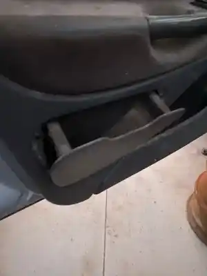 Автозапчасти б/у обивка левой передней двери за citroen c5 break audace 109 cv / 80 kw ссылки oem iam 