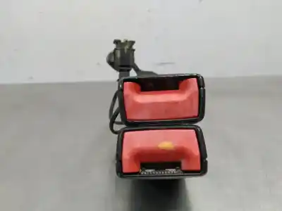 Peça sobressalente para automóvel em segunda mão chicote / encaixe cinto segurança traseiro central por audi a3 sportback (8va) ambiente 122 cv / 90 kw referências oem iam 8v0857739qvz