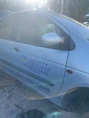 Автозапчасти б/у дверь передняя правая за RENAULT SCENIC (JA..) 1.9 dTi Diesel 80 CV / 59 KW ссылки OEM IAM   