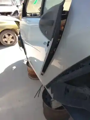 Second-hand car spare part left front door for smart coupe fortwo coupe mhd (52kw) (451.380) 71 cv / 52 kw oem iam references   