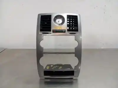 Second-hand car spare part center console for chrysler 300 c 3.5 oem iam references   n1.z2.8.4.2