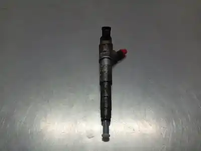 Pièce détachée automobile d'occasion INJECTEUR pour NISSAN NV 400 L2H2 3.5t DoKa Pro 125 CV / 92 KW Références OEM IAM 0445110375 H82912226  