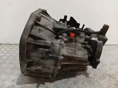 Pièce détachée automobile d'occasion BOÎTE DE VITESSES pour NISSAN NV 400 L2H2 3.5t DoKa Pro 125 CV / 92 KW Références OEM IAM PF6018  