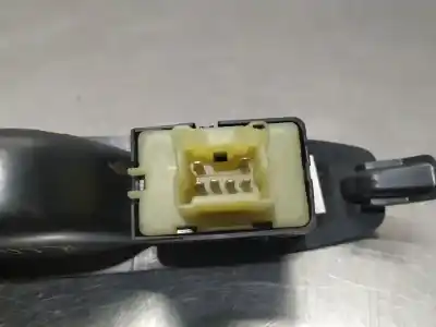 Автозапчасти б/у управление задними правыми стеклами за renault captur adventure ссылки oem iam 829614619r  n1.z1.17.7