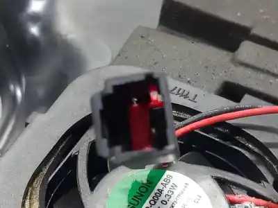 Peça sobressalente para automóvel em segunda mão moldagem por jaguar f-pace portfolio referências oem iam ef40101b2q00aab9 Peça sobressalente para automóvel em segunda mão moldagem por jaguar f-pace portfolio referências oem iam ef40101b2q00aab9