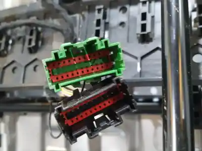 Peça sobressalente para automóvel em segunda mão assento dianteiro direito por jaguar f-pace portfolio referências oem iam   n2.z2.pasilli.1.fila.2 Peça sobressalente para automóvel em segunda mão assento dianteiro direito por jaguar f-pace portfolio referências oem iam   n2.z2.pasilli.1.fila.2
