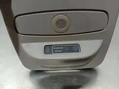 Second-hand car spare part Interior Light for RENAULT CAPTUR Adventure OEM IAM references 283128032R  N1.Z2.8.3.3