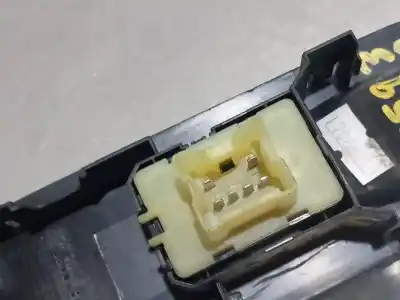 Автозапчасти б/у выключатель переднего правого окна за renault captur adventure ссылки oem iam 809602454r