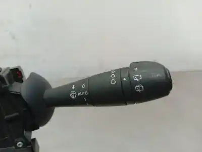 Автозапчастина б/у управління світлом для renault captur adventure посилання на oem iam 255675887r  n1.z1.30.4.a