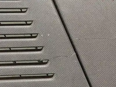 Peça sobressalente para automóvel em segunda mão molduras traseiras por renault captur adventure referências oem iam 849517716r  n1.z1.36.1.b