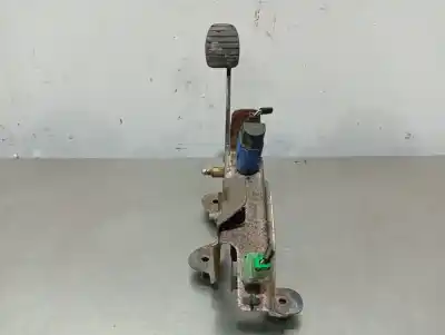 Автозапчастина б/у педаль зцеплення для renault captur adventure посилання на oem iam 01121630  n1.z2.3.5.2