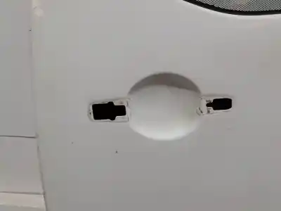 Recambio de automóvil de segunda mano de puerta lateral corredera izquierda para peugeot partner kombi premium referencias oem iam 