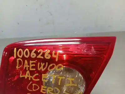 Peça sobressalente para automóvel em segunda mão Farolim Interior Traseiro Direito por CHEVROLET LACETTI SE Referências OEM IAM   N1.Z1.5.3.A