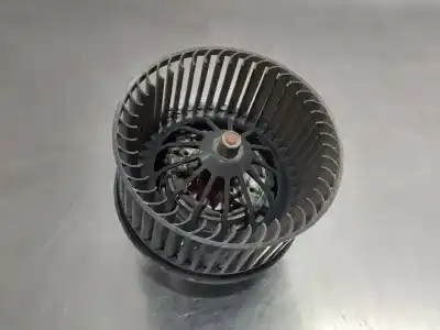 Pièce détachée automobile d'occasion MOTEUR DE CHAUFFAGE pour FORD FOCUS TURN.  Références OEM IAM AV6N18456AA  N2.Z1.15.5.3