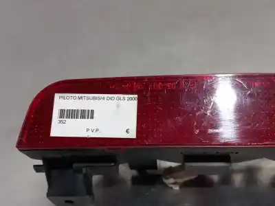Автозапчасти б/у центральный стоп-сигнал за mitsubishi montero (v60/v70) 3.2 di-d avance ссылки oem iam stanley p0223  n1.z1.1.4.m