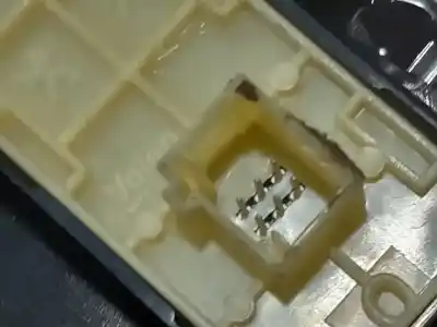 Peça sobressalente para automóvel em segunda mão moldagem por peugeot 208 allure referências oem iam   n2.z1.41.12