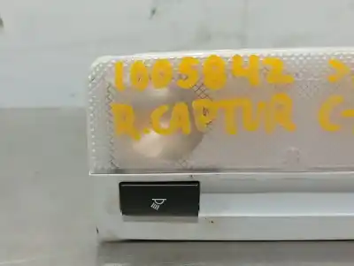 Second-hand car spare part interior light for renault captur adventure oem iam references 316627975  n2.z1.41.14