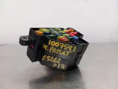 Second-hand car spare part FUSE BOX UNIT for VOLKSWAGEN PASSAT B8 (3G2, CB2)  OEM IAM references 3C1941823  N1.Z2.9.1.4