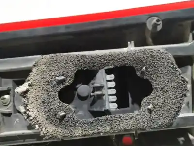 Peça sobressalente para automóvel em segunda mão farolim traseiro esquerdo por opel meriva blue line referências oem iam   n1.z1.4.1.m