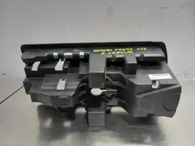 Peça sobressalente para automóvel em segunda mão moldagem por renault captur adventure referências oem iam 206066  n2.z1.14.3.2