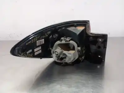 Peça sobressalente para automóvel em segunda mão farolim traseiro direito por renault captur adventure referências oem iam 265502731r  n1.z1.2.2.m