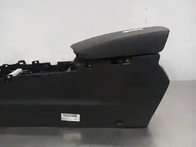 Pezzo di ricambio per auto di seconda mano BRACCIOLO CENTRALE per RENAULT MEGANE IV BERLINA 5P  Riferimenti OEM IAM P969109180R  N1.Z2.11.9.3