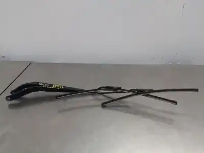 Автозапчасти б/у РЫЧАГ СТЕКЛООЧИСТИТЕЛЯ ПЕРЕДНИЙ ПРАВЫЙ за RENAULT MEGANE IV BERLINA 5P  ссылки OEM IAM   N1.Z2.7.4.2