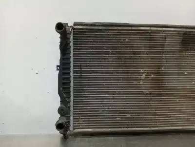 Pezzo di ricambio per auto di seconda mano radiatore d acqua per volkswagen passat b5.5 variant (3b6) 1.9 tdi riferimenti oem iam 8d0121100  n2.z1.42.1.3
