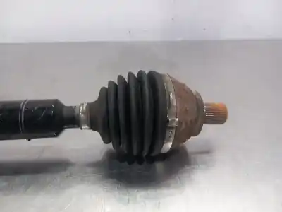 Peça sobressalente para automóvel em segunda mão transmissão dianteira direita por audi a3 cabrio (8ve) design edition 116 cv / 85 kw referências oem iam 5q0407272bm